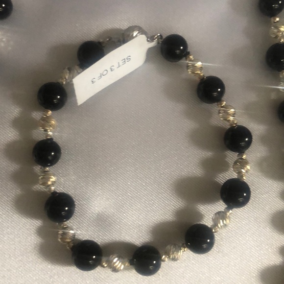 Jewelry set - Picture 2 of 3